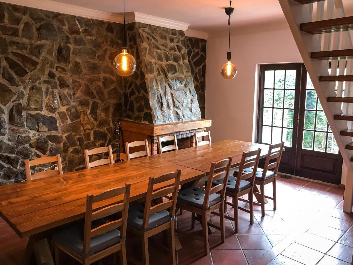 The Far End Surf House - Surf & Yoga Holidays Lourinhã Exterior foto